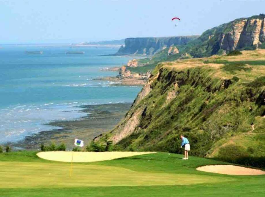 Apartment Golf Piscine D Day Port-en-Bessin-Huppain